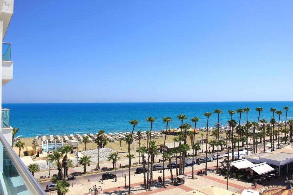 Anamor Apartment 408 Larnaca Dış mekan fotoğraf